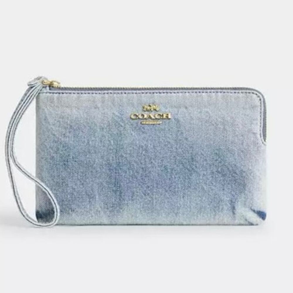 Coach Large Corner Zip Wristlet
In Loved Denim - Picture 2 of 5